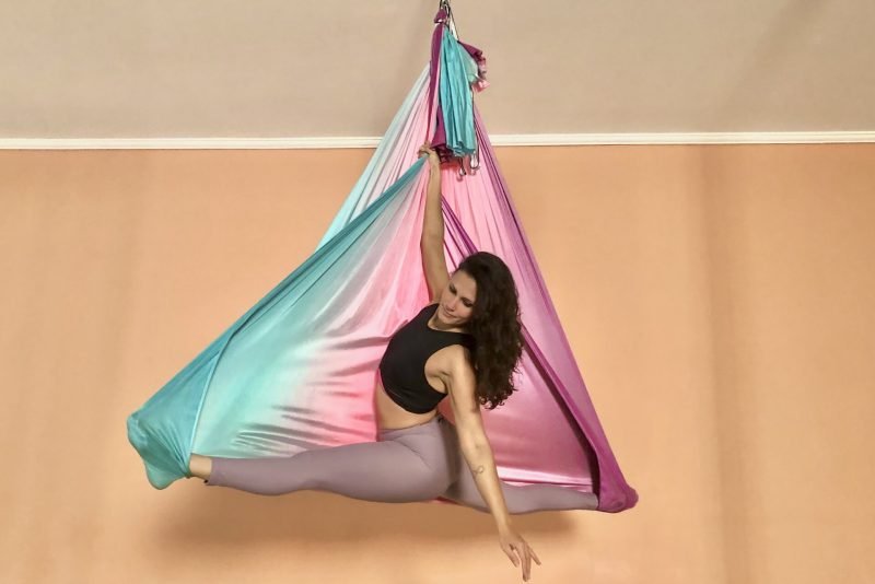 3-yoga-aereo-1920x1282