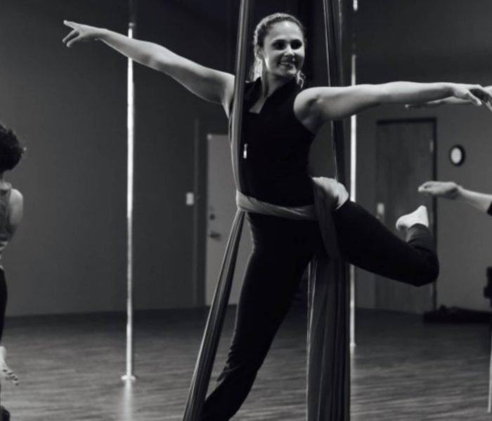 tamires-yoga-aereo-1920x1282